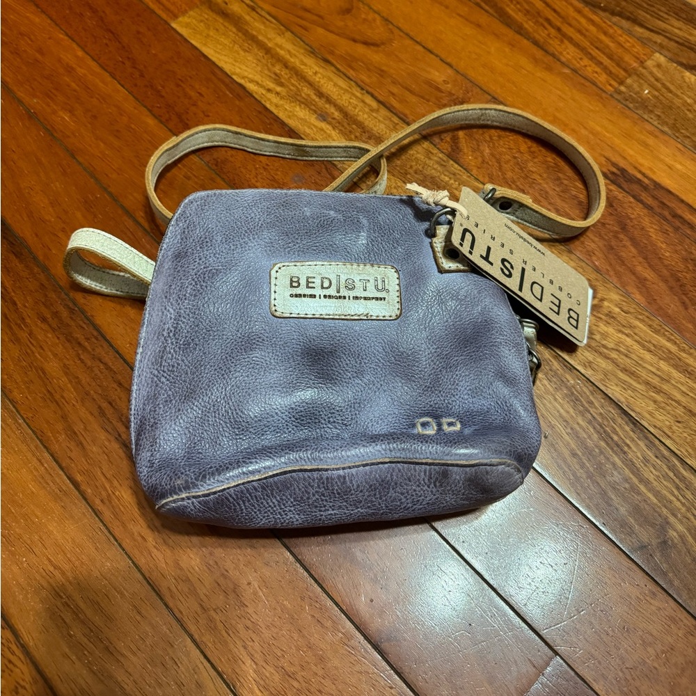 BedStu Ventura Crossbody.